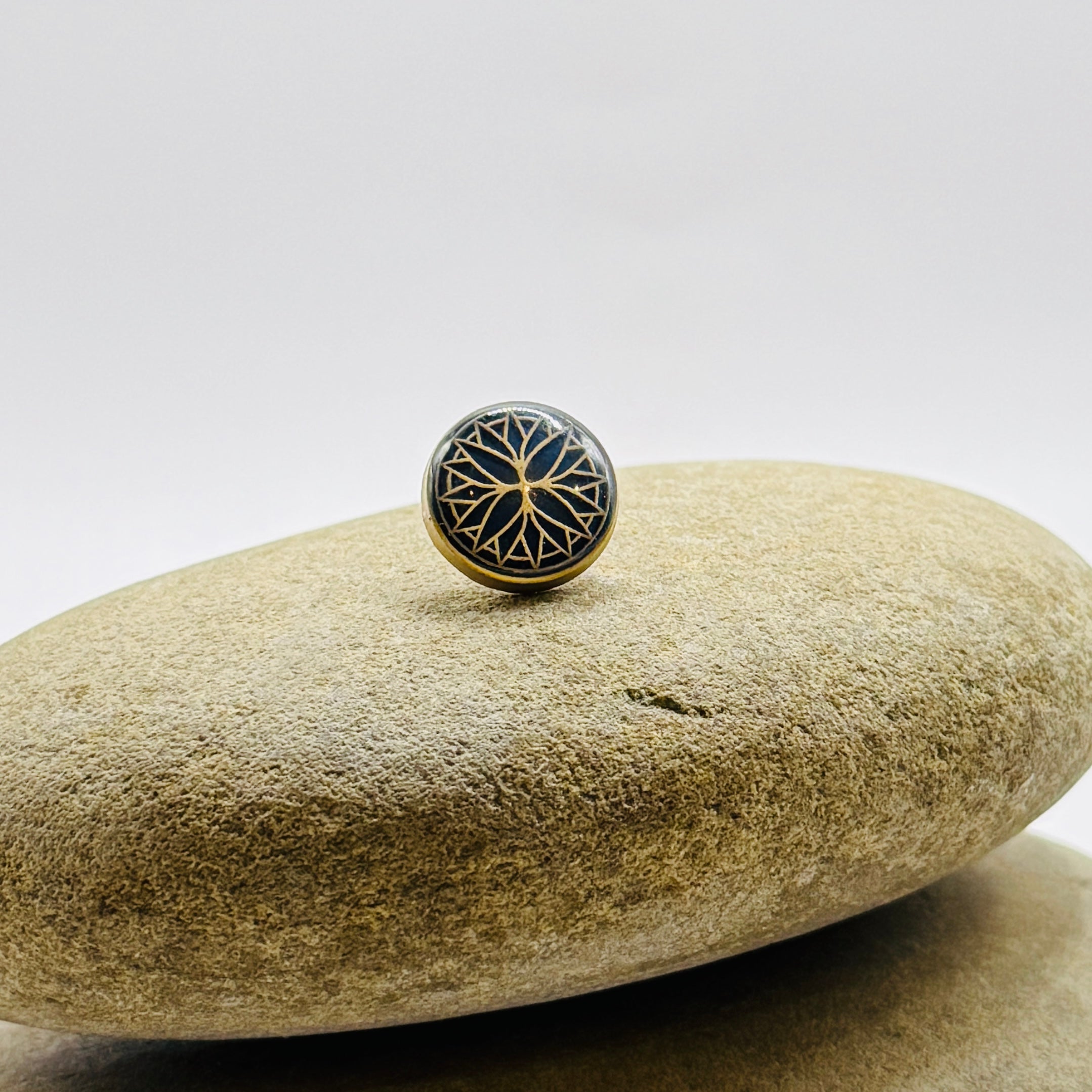 Celtic Knot Emblem Lapel Pin