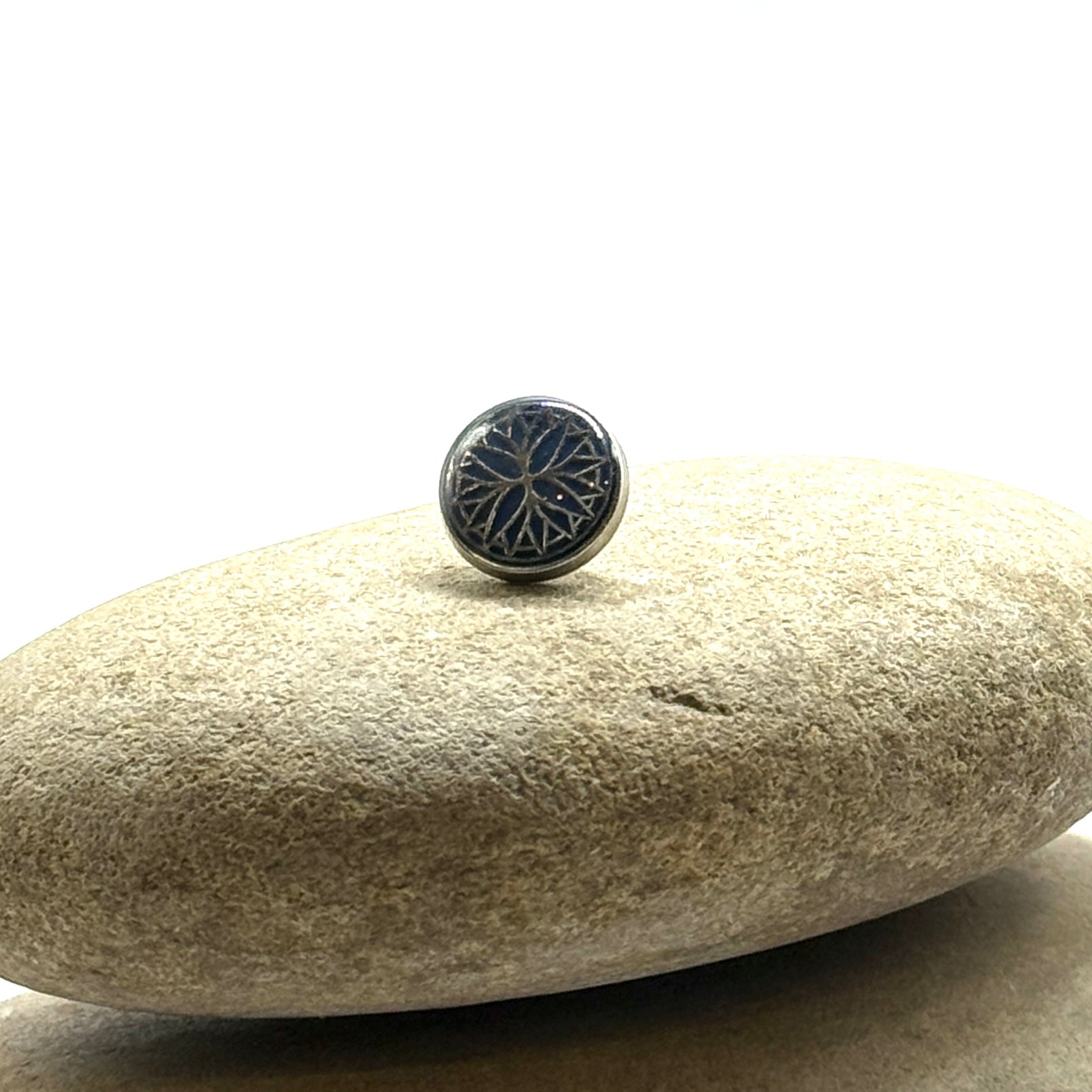 Celtic Knot Emblem Lapel Pin