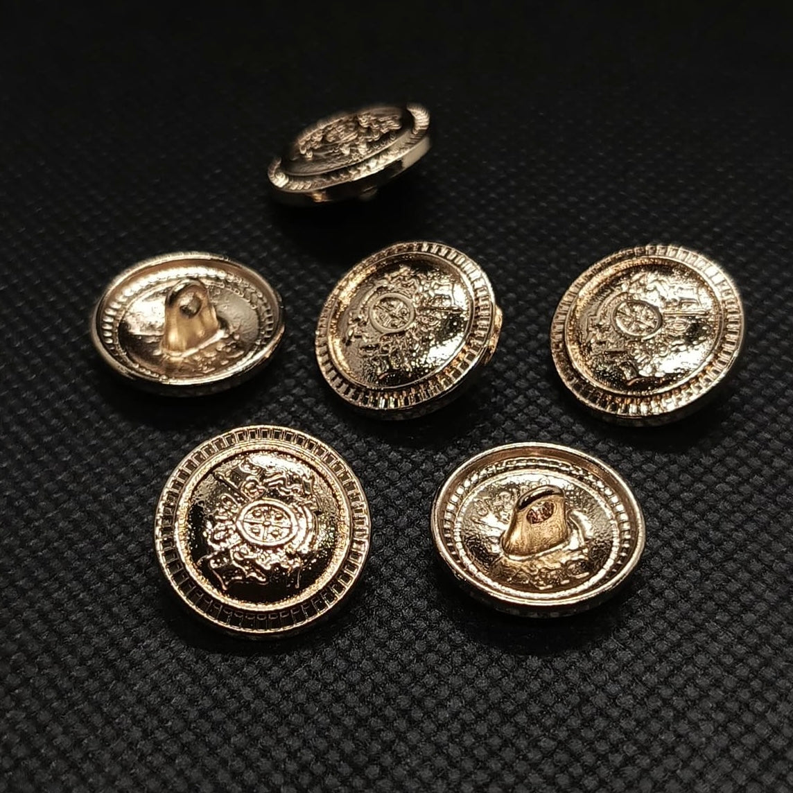 Regal Heraldic Design Metal Buttons
