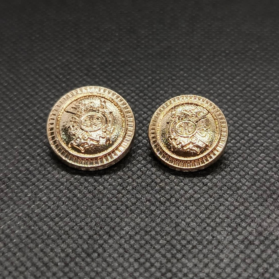 Regal Heraldic Design Metal Buttons