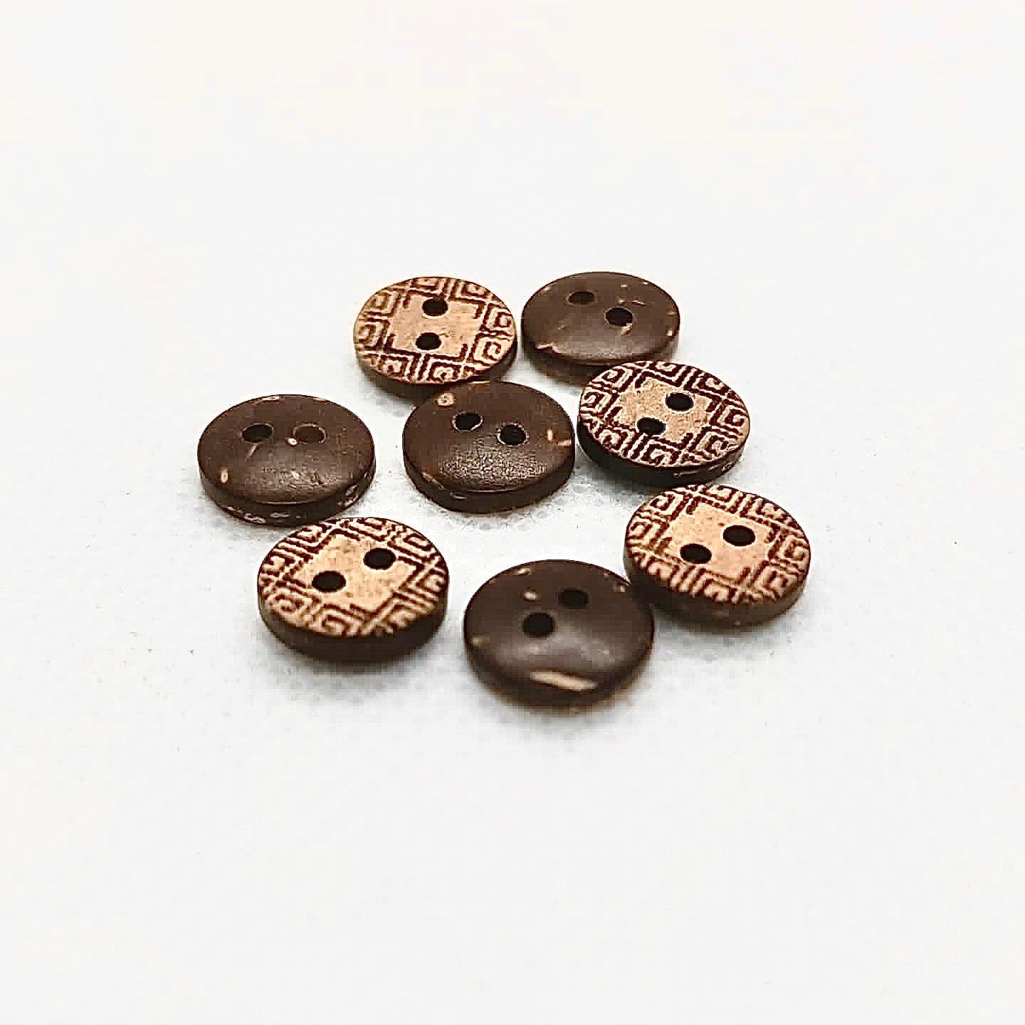 Hawaiian Tribal Carved Coconut Buttons