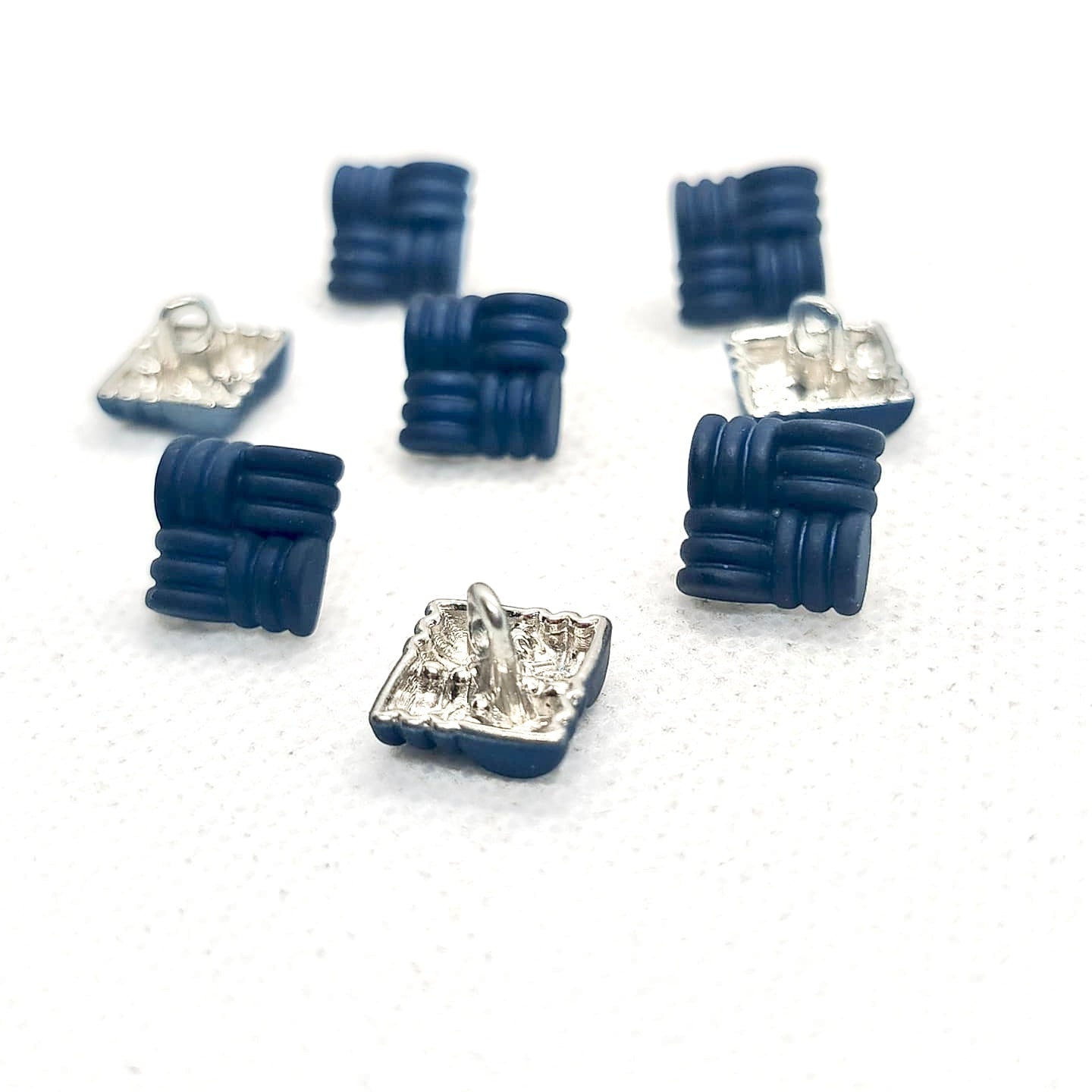 Metal Buttons with Shank Base