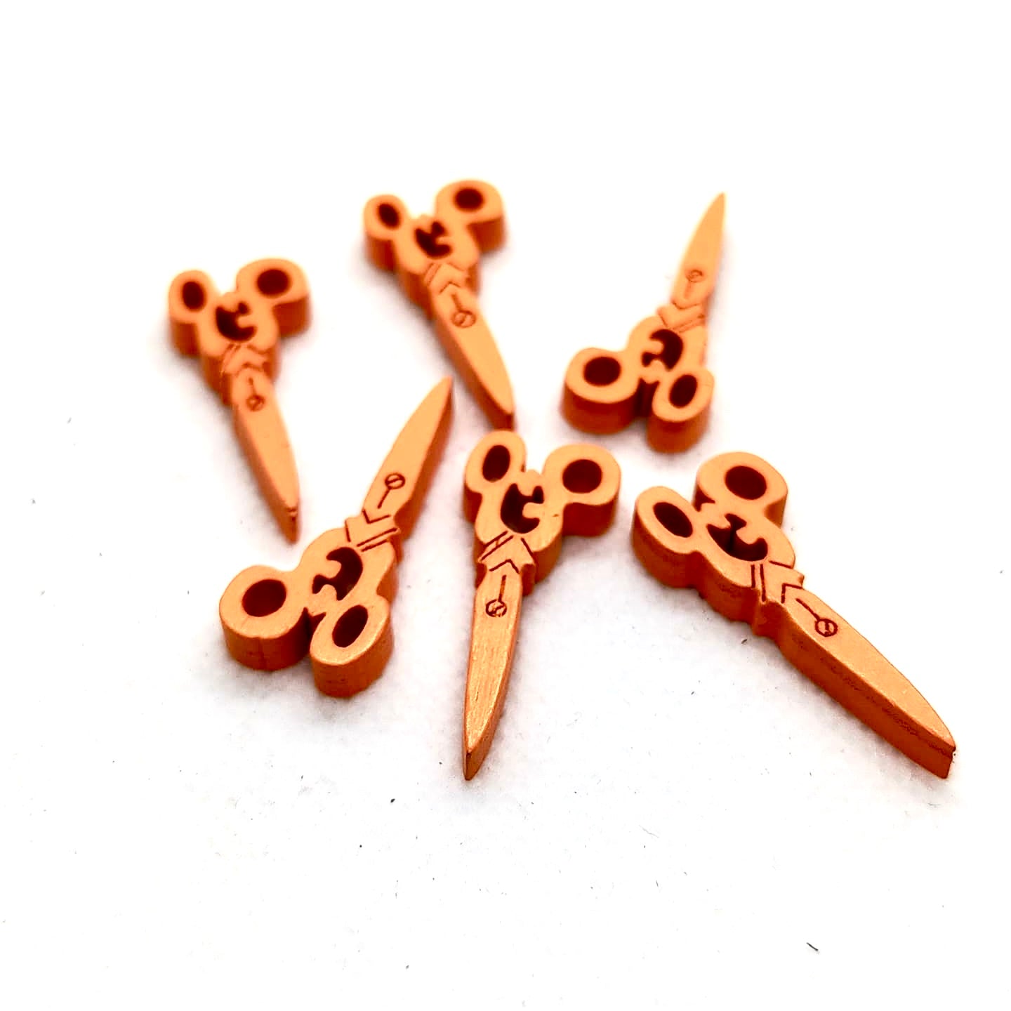 Artisan Snippet Scissor Buttons