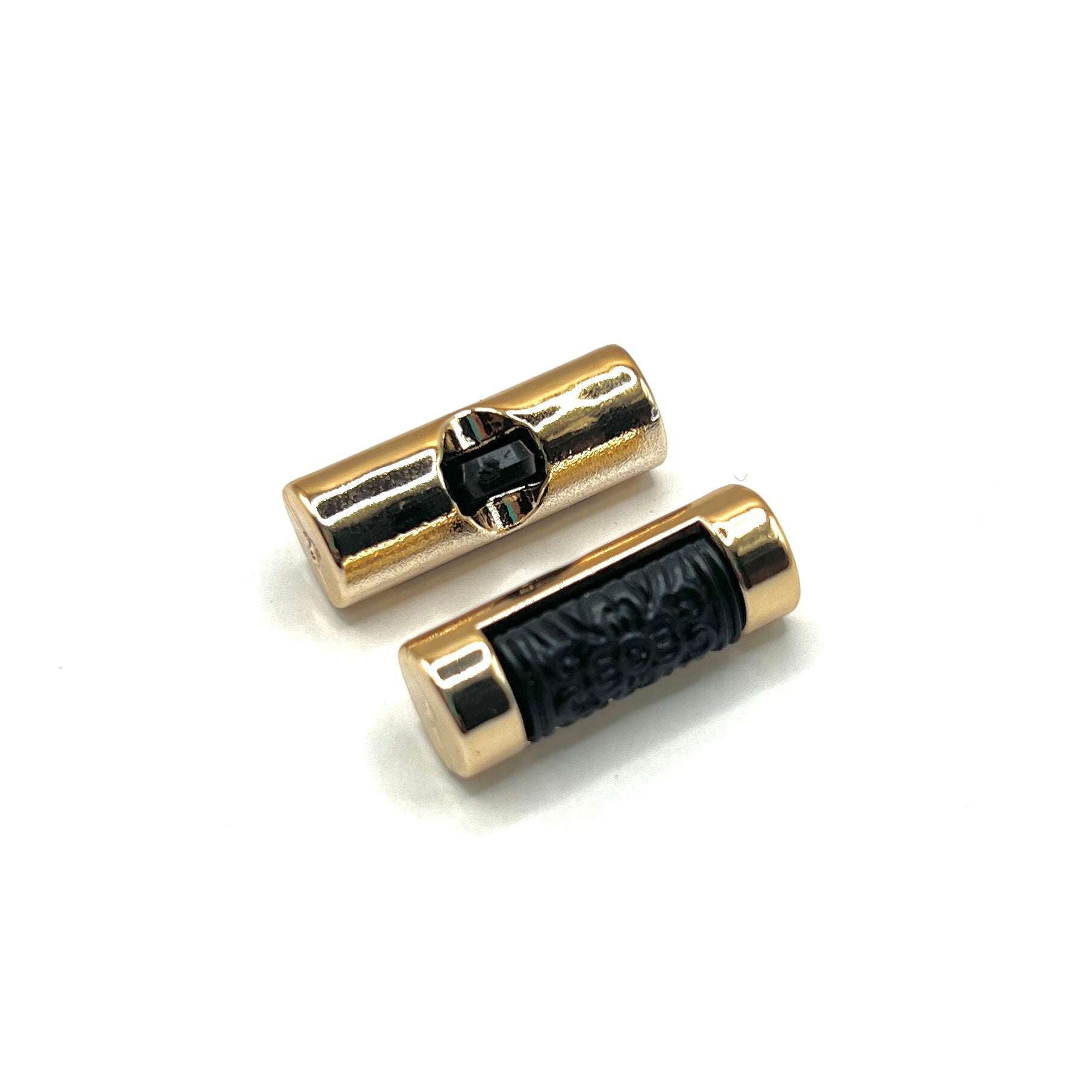 Capsule Tube Buttons