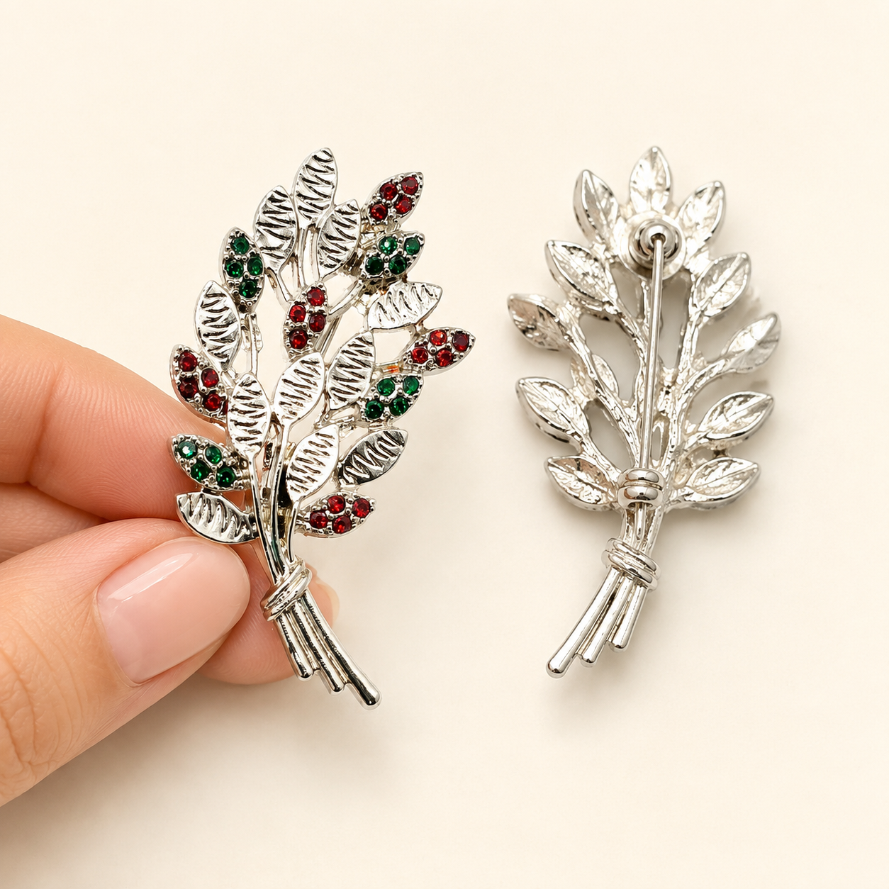 Festive Leaf Pin (Hijaab Pin)
