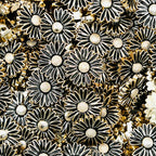 Daisy Plastic Buttons