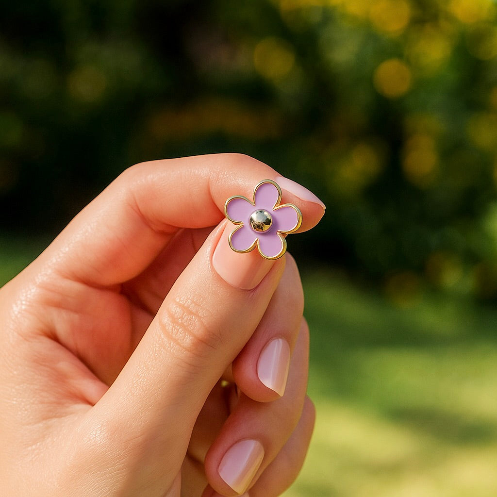 Floral Plastic Buton