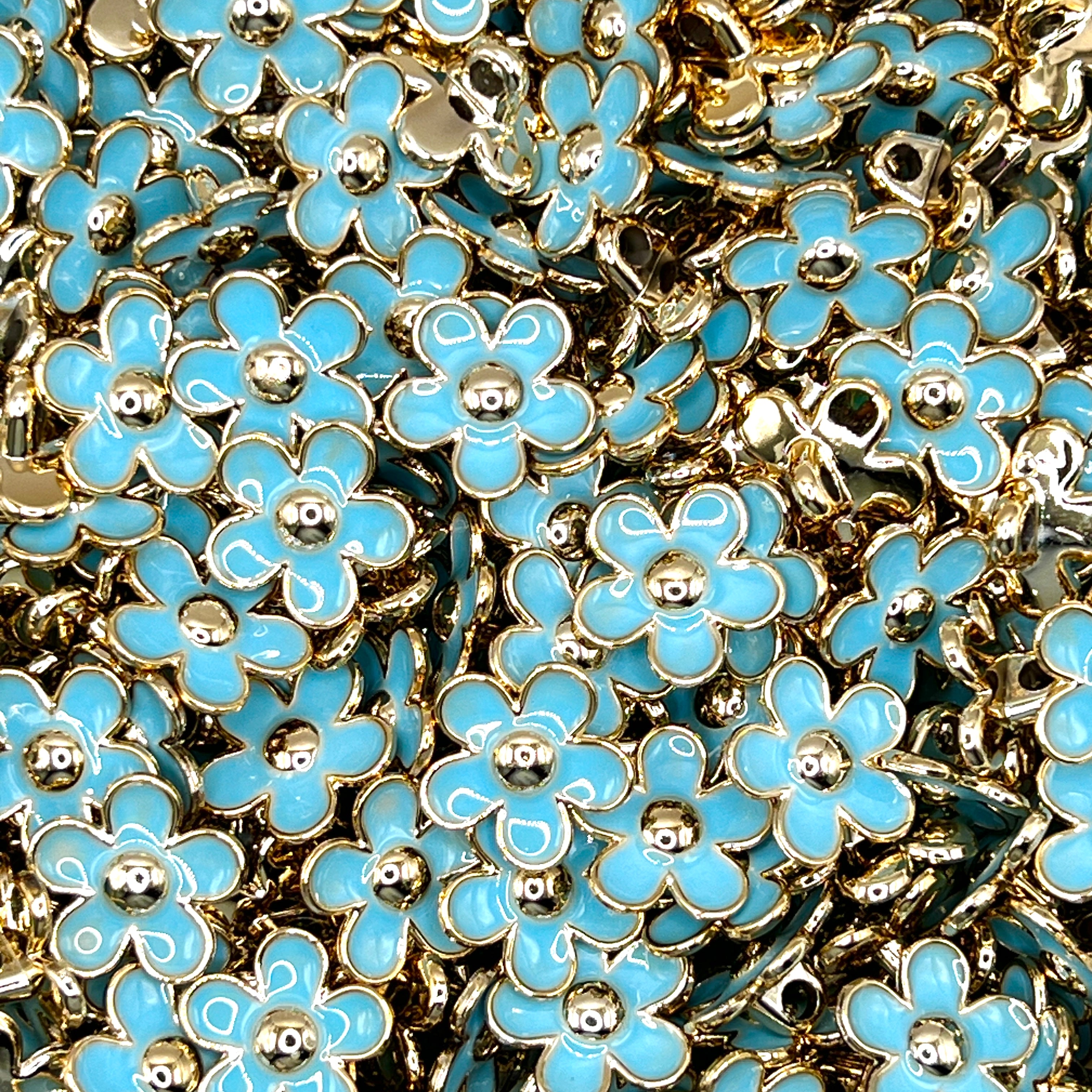 Floral Plastic Buton