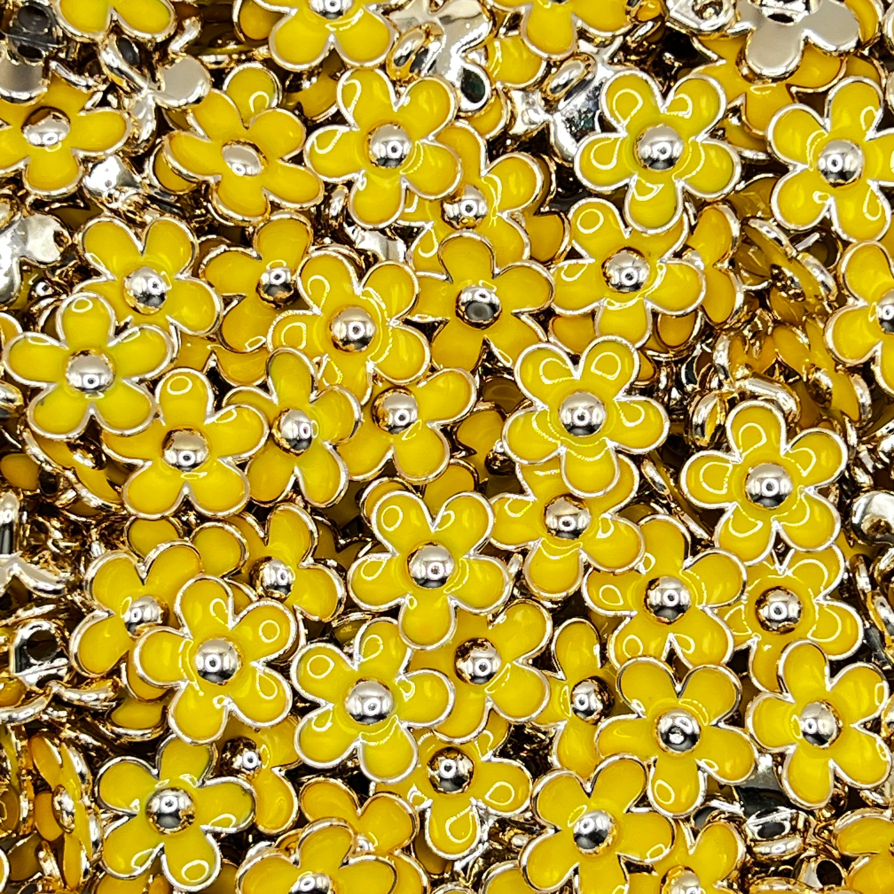 Floral Plastic Buton