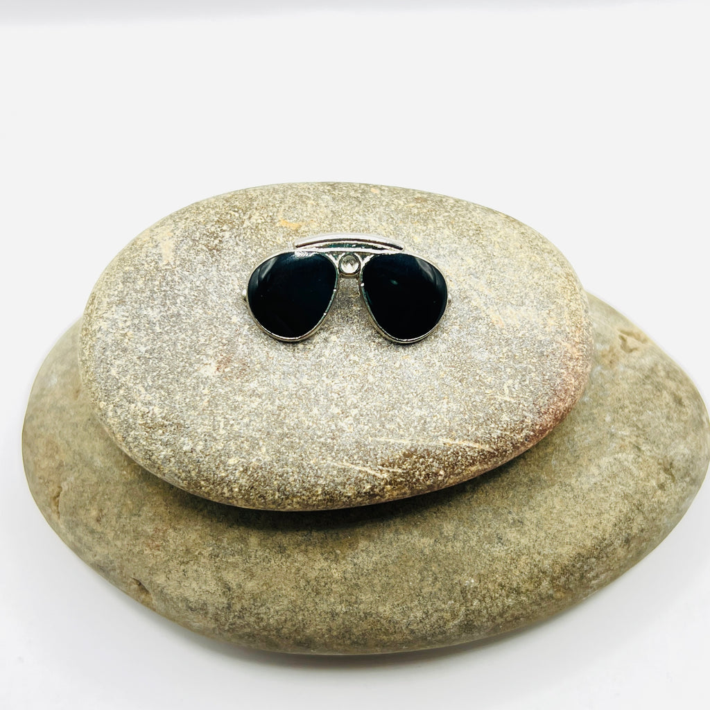Sunglasses Lapel Pin