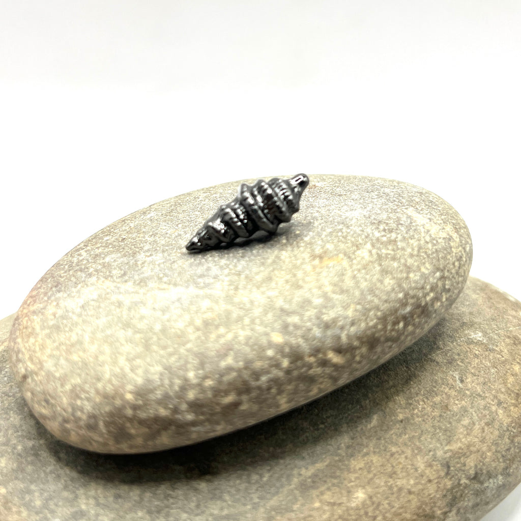 Seashell Lapel Pin