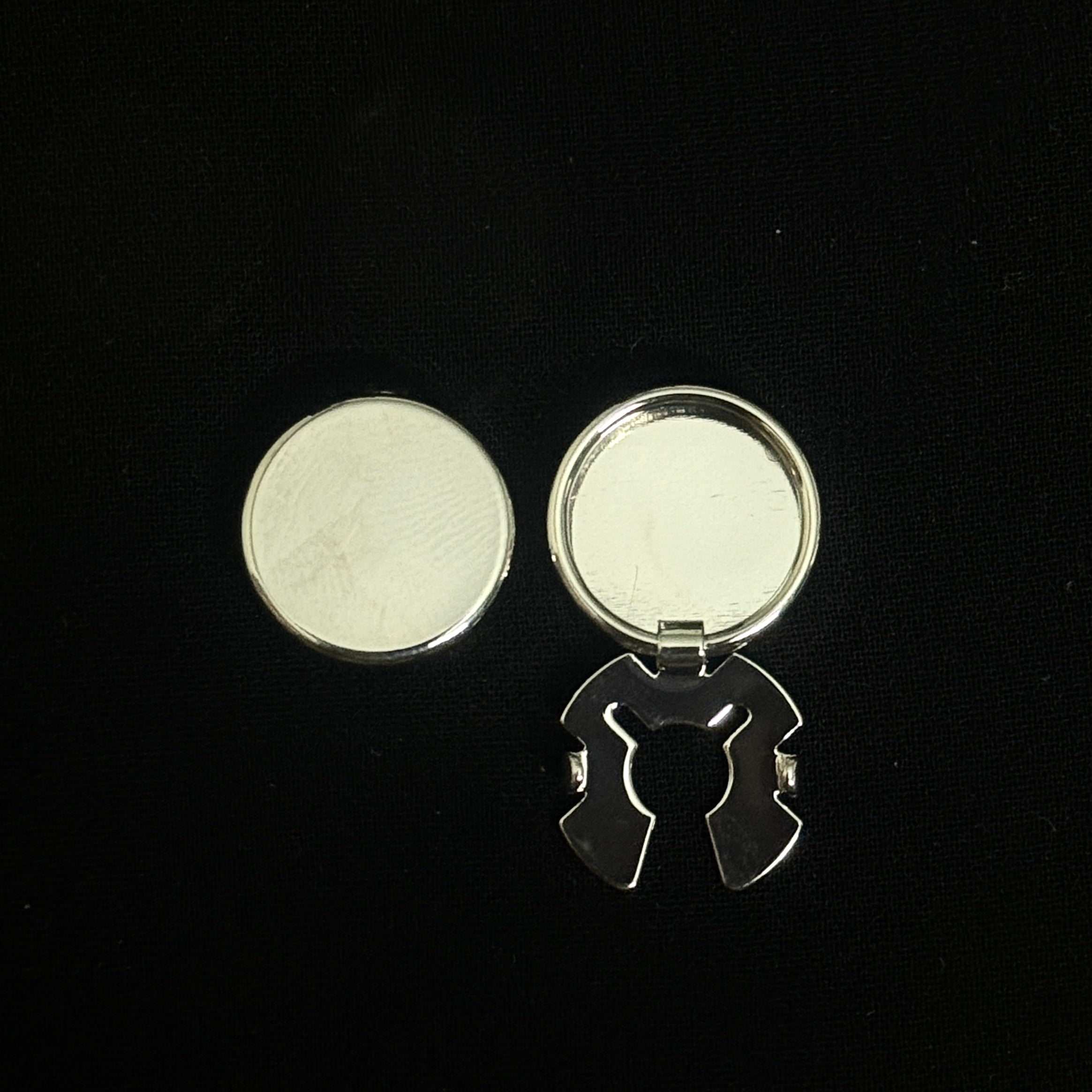 The Flat Top Button Cover