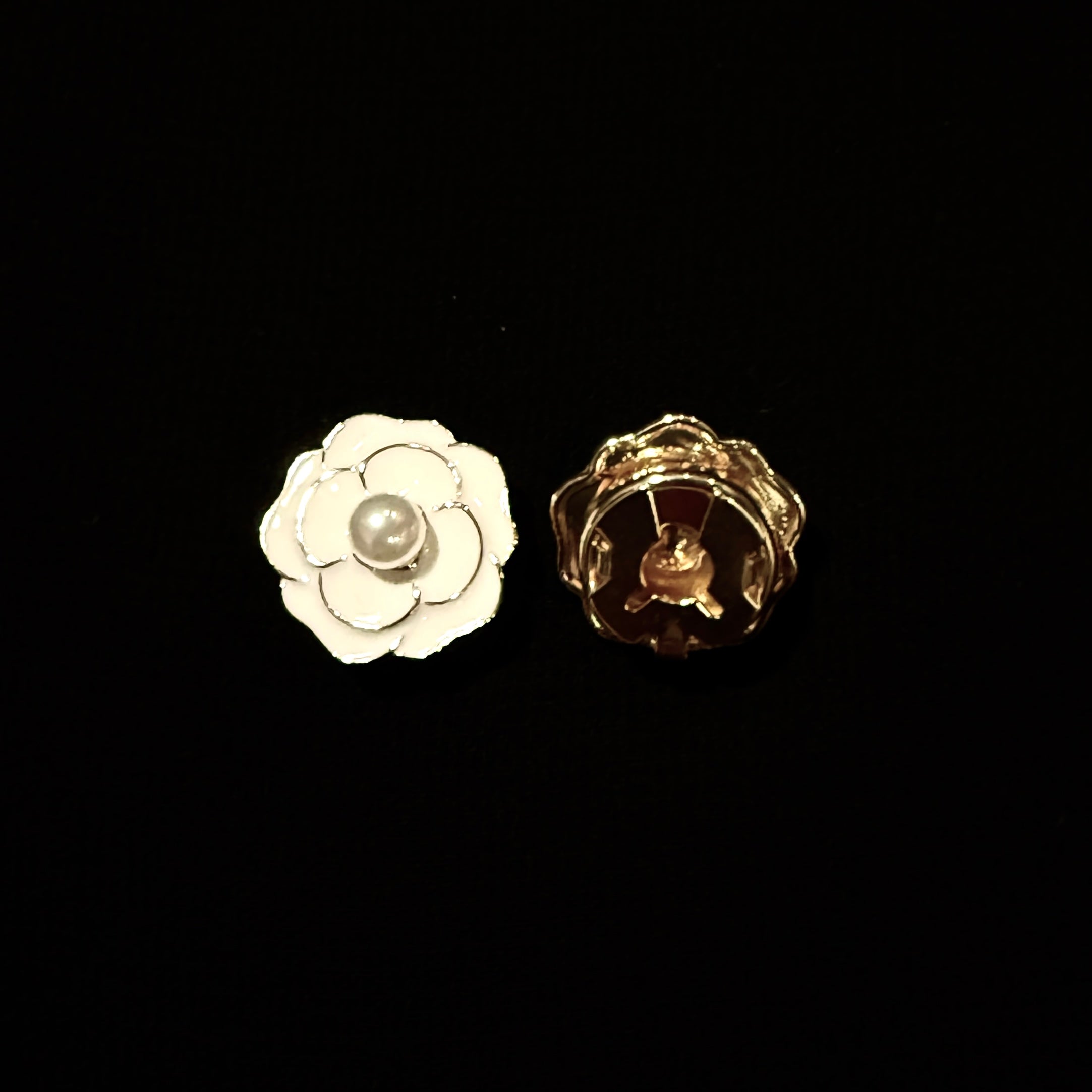 The Floral Button Cover | Unisex