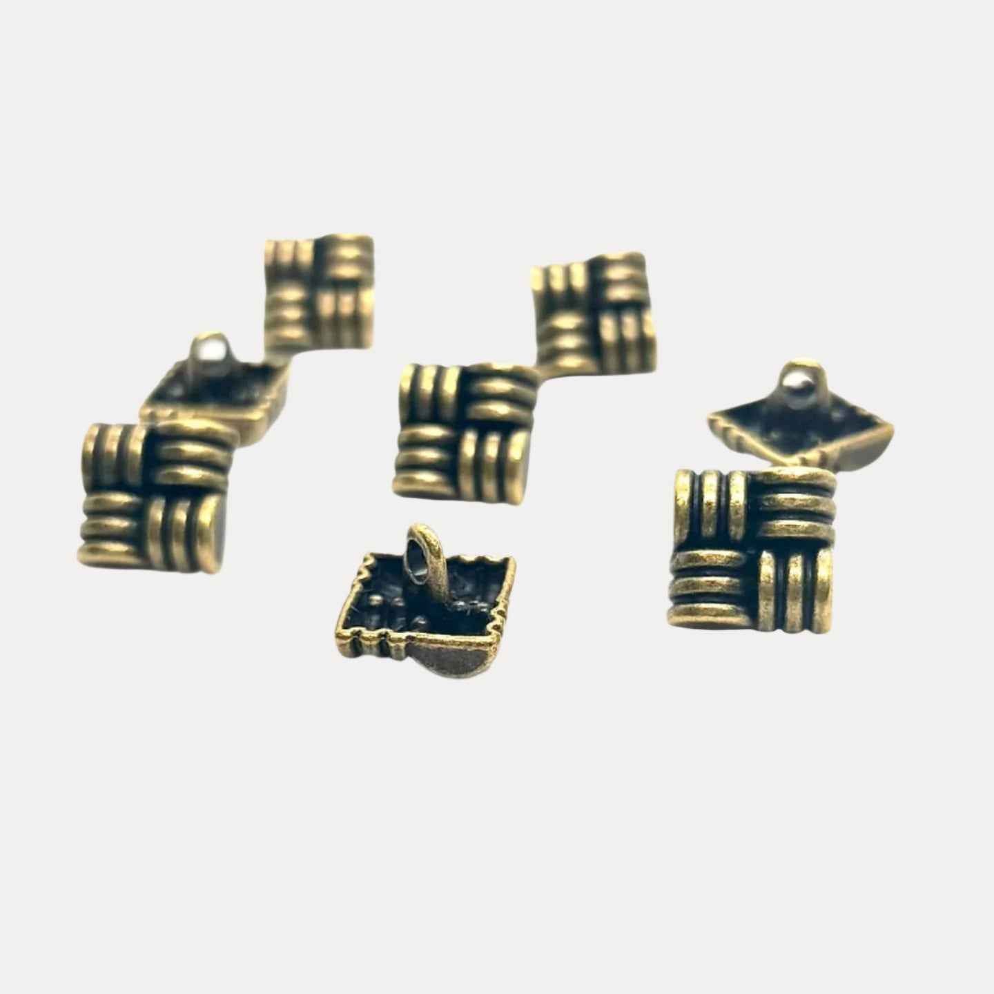 Woven Square Buttons