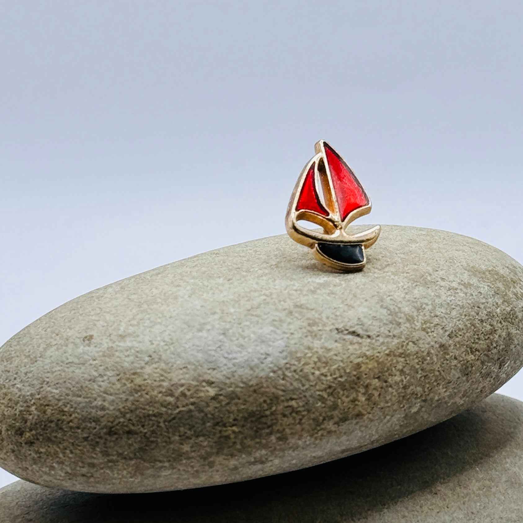 Red Sailboat Pin