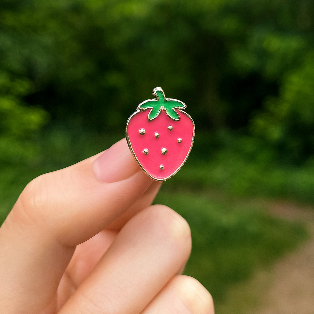 Bright Strawberry Buttons